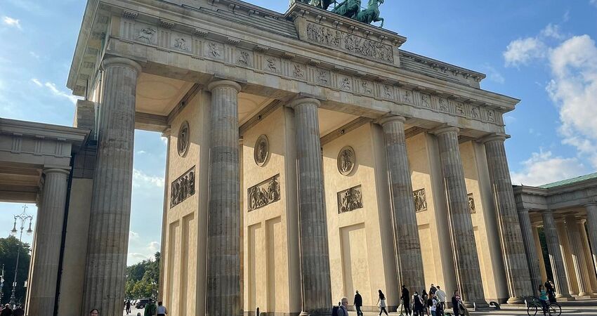 Ankara’dan Direkt Dolu Dolu Berlın & Prag & Vıyana 