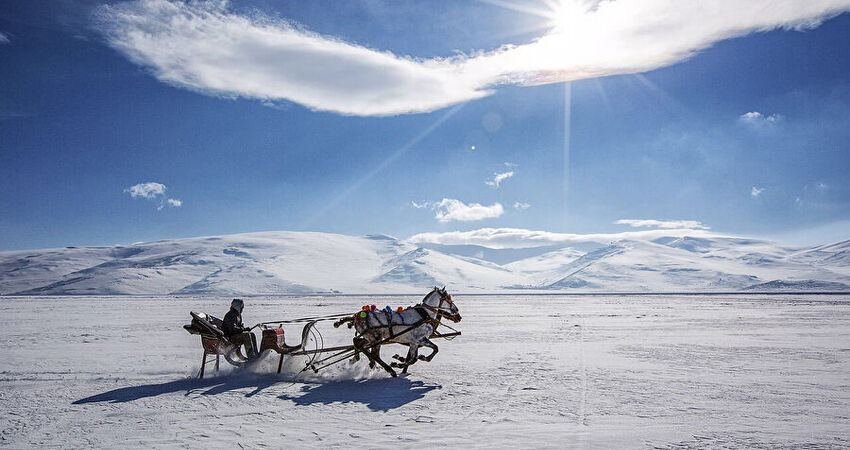 İSTANBUL ÇIKIŞLI UÇAKLI KARS TURU