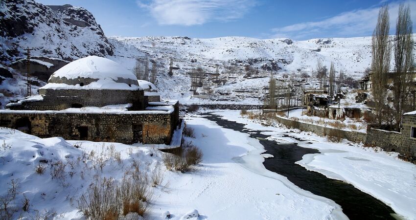 İSTANBUL ÇIKIŞLI UÇAKLI KARS TURU