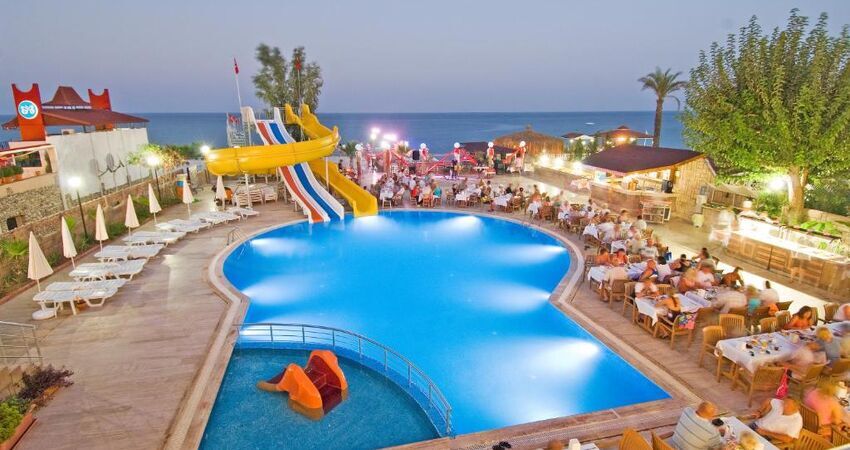 Kemer Tatil Turu Onkel Hotels (4 Gece)