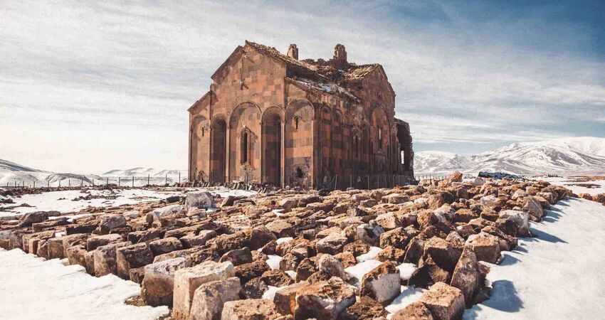 İstanbul Çıkışlı Tiflis Batum Kars Erzurum Turu ''Bir Kafkasya Masalı''