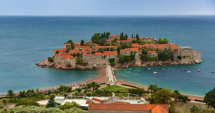 Ankara Çıkışlı Kosovalı Büyük Balkan Turu AJet İle Extra Turlar ve Akşam Yemekleri Dahil BEG-SKP