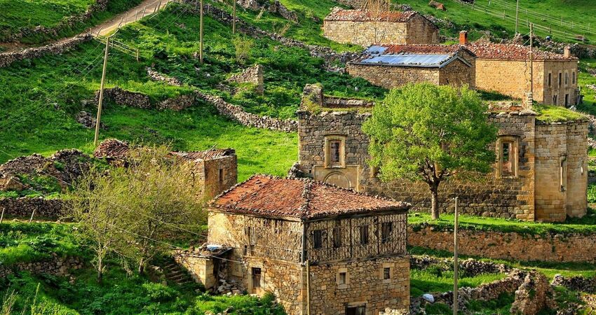 Baksı Müzesi Santa Harabeleri Bayburt Gümüşhane Turu
