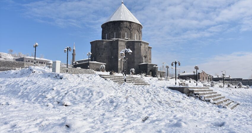 Yılbaşı Özel Turistik Doğu Ekspresi ile Kars Turu (Tren Gidiş - Uçak Dönüş)
