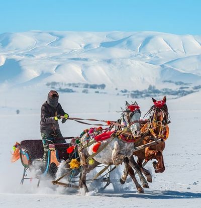 Yataklı Tren İle Van Kars Erzurum Turu (Uçak Gidiş – Tren Dönüş)