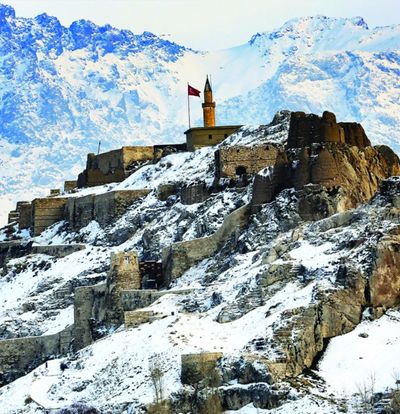 İstanbul Çıkışlı Yataklı Tren ile Van Kars Erzurum Turu (Tren Gidiş-Uçak Dönüş)