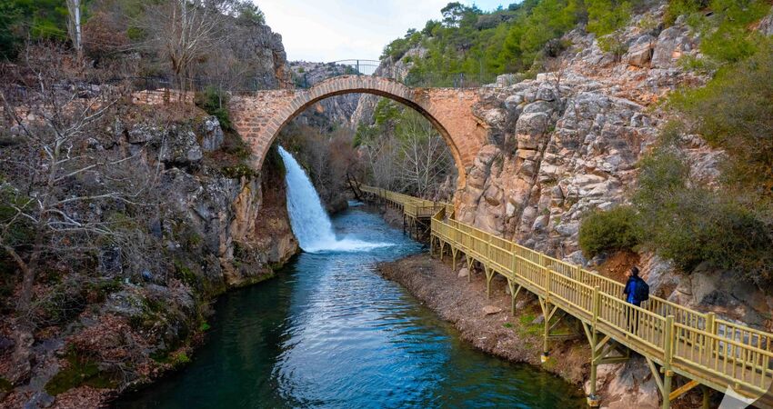 Işıklı Göl Nilüferleri ve Uşak Turu