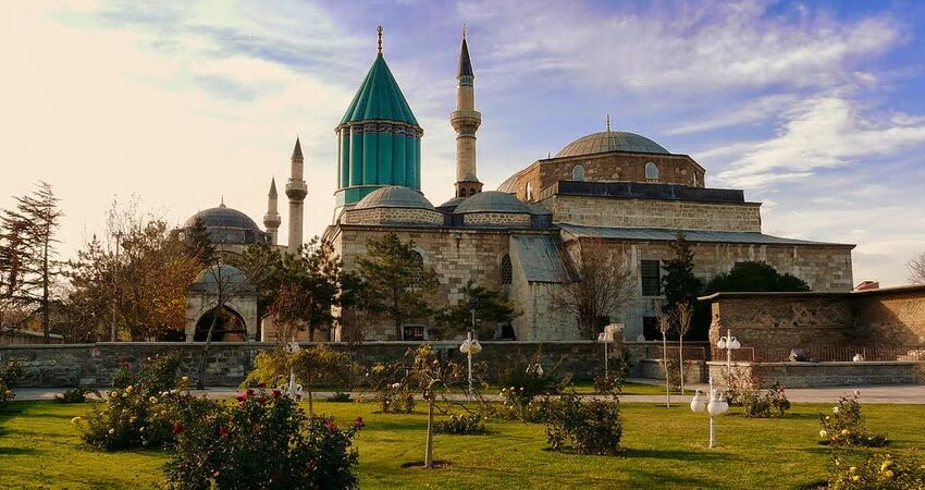 KONYA GASTRONOMİ VE ÇİLEK BAHÇESİ TURU 